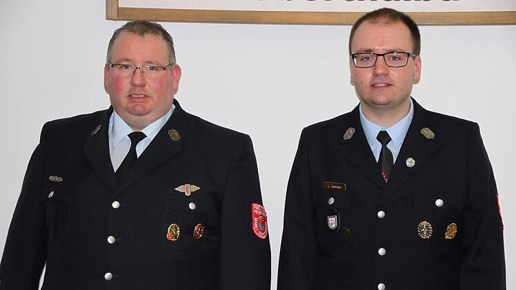 2. Kommandant Matthias Zwecker wurde im Amt bestätigt, neuer 1. Kommandant ist Lukas Zwecker (rechts).