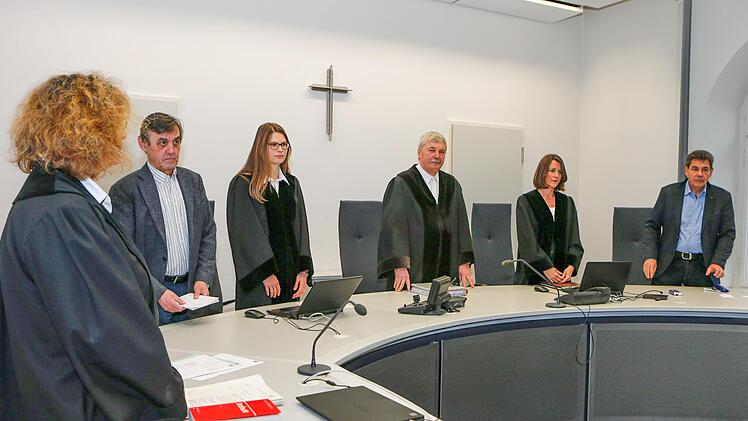 In neuer Besetzung verhandelt die Große Strafkammer des Landgerichts Bamberg gegen frühere Gleusdorf-Verantwortliche. Foto: Matthias Hoch