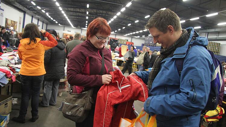 Lions-Flohmarkt Foto: Sonja Adam