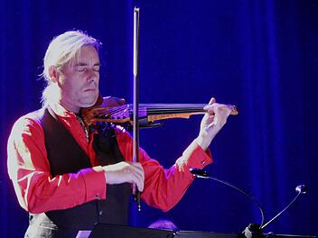 Außergewöhnliches Instrument, brillanter Solist: Matthias Zeller. Foto: Werner Vogel