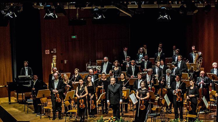 Impressionen vom SInfoniekonzert im Coburger KongresshausFoto: Jochen Berger