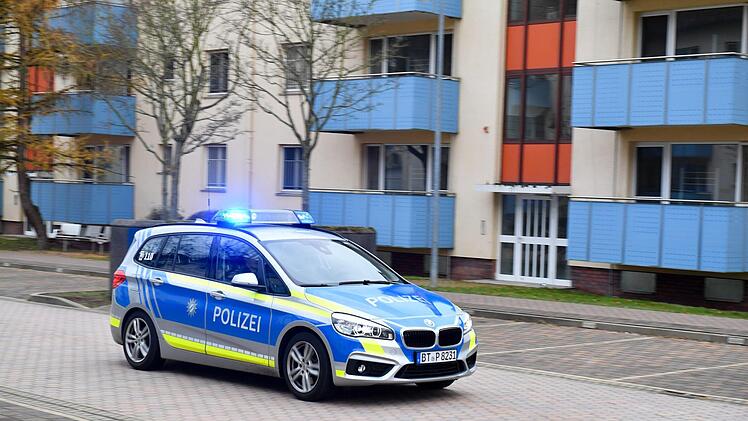 Wird aus der einstigen Are, heute AEO, demnächst ein großes Ankerzentrum für die Abschiebung von Flüchtlingen?  Foto: Ronald Rinklef/Archiv