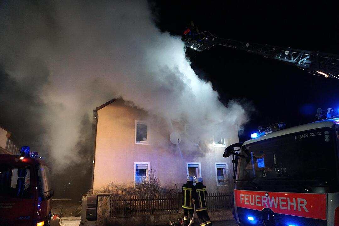 Großbrand im Landkreis Erlangen-Höchstadt – Sachschaden im sechsstelligen Bereich