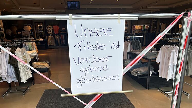 Feuer in Lichtenfelser Einkaufszentrum fordert Verletzte - "akute Gefahr"