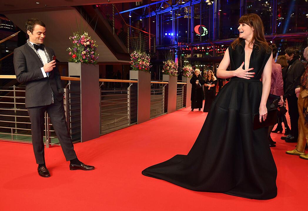Berlinale 2018: Stars und Sternchen tümmeln sich auf dem roten Teppich