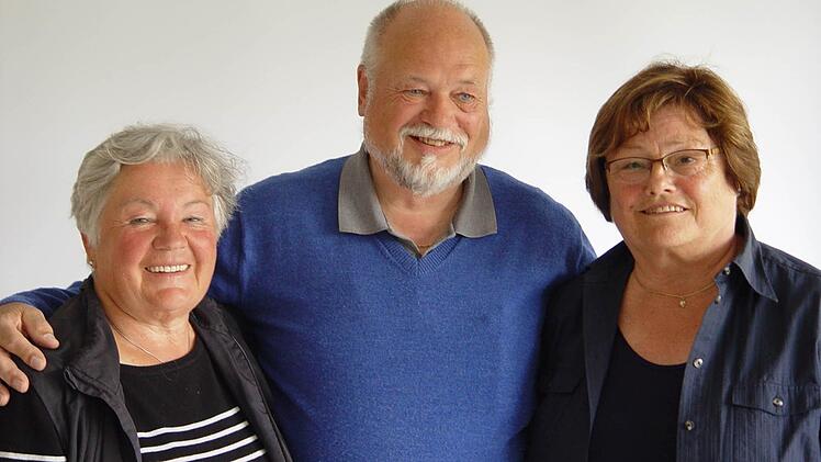 Marlene und Günther Müller-Engelhardt aus Rupboden sowie Monika Scheichenost aus Bad Brückenau freuen sich über ihre Fortschritte. Foto: Brigitta Kempe-Wolf