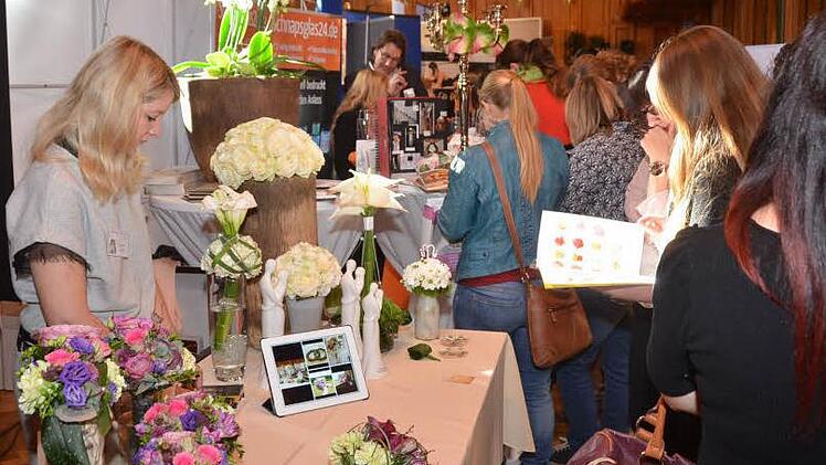 Groß war der Andrang an den Ständen bei der Bad Kissinger Hochzeitsmesse. Fotos: Peter Rauch