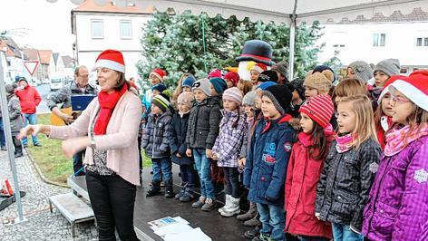 Weihnachtsbegegnung am Marienplatz