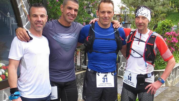 Das waren die besten Trailläufer auf Madeira. Von links Eric Lacroix (2. Platz/10:47 Stunden), Francis Santos Gomes (4./11:21), Sieger Pierre Schillinger (10:08) und Michael Kraus (3./11:03). Foto: privat