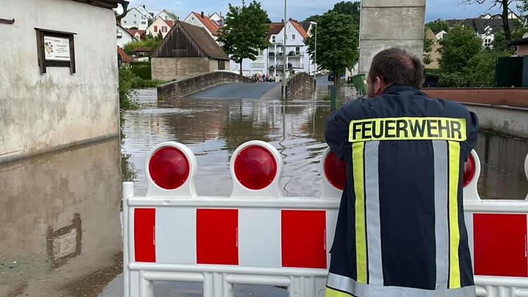 Landkreis Erlangen-Höchstadt: Hochwasser in Franken - Feuerwehr gibt Einschätzung der Lage ab