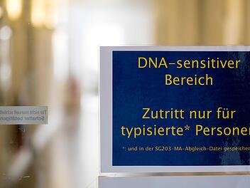 Nur mit viel Glück überlebte das Opfer die brutale Tat. 30 Jahre dauerte die Fahndung. Nun wurde der Täter in Aschaffenburg dank DNA-Untersuchungen  gefasst.  Foto: Sven Hoppe/dpa