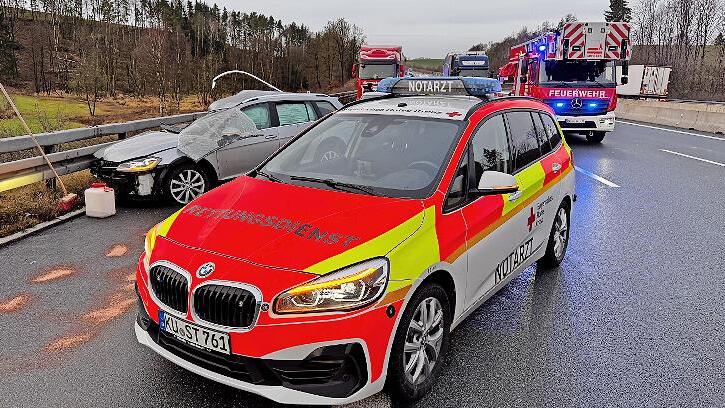 Der schwere Verkehrsunfall ereignete sich zwischen Gefrees und Münchberg auf der A 9.