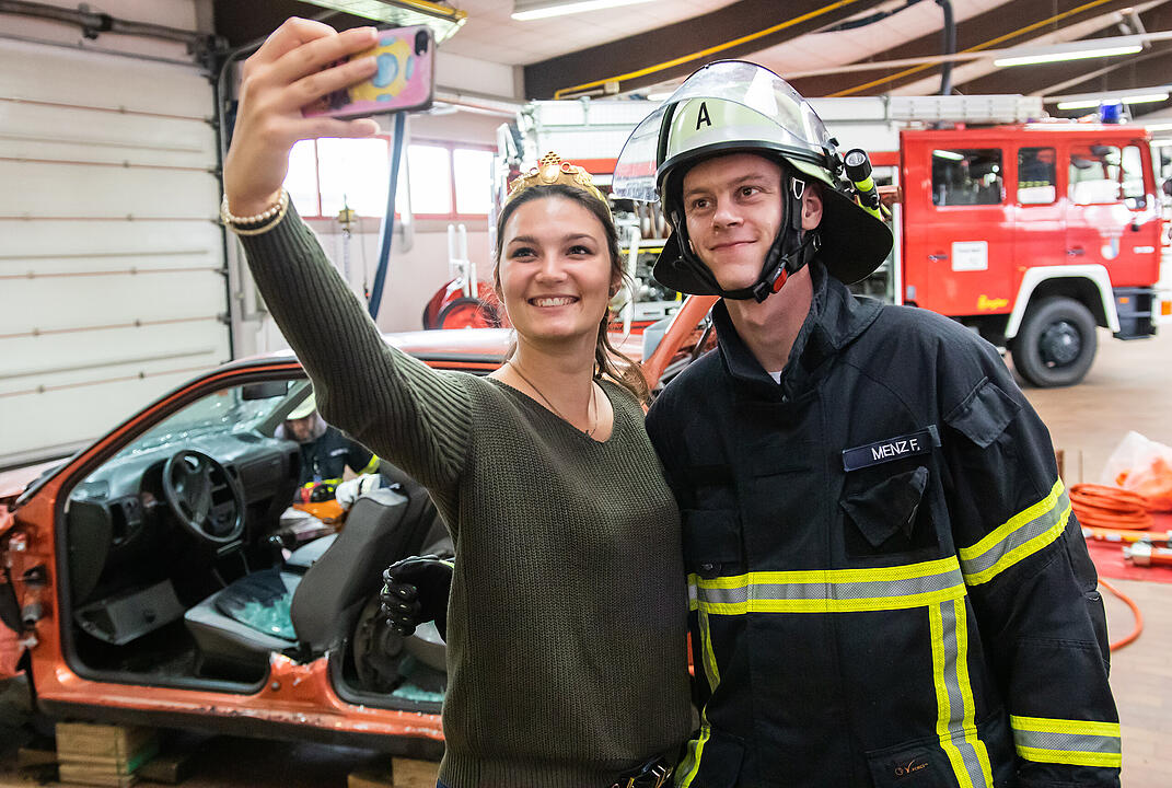 Prinzessinnen bei Feuerwehr