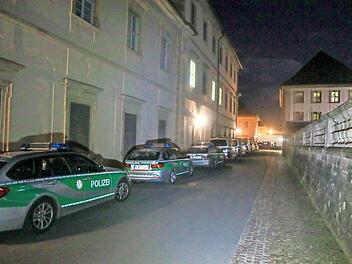 Ein Großaufgebot an Einsatzkräften war bei der Ebracher JVA Ebrach angerückt. Archivbild: News5/Merzbach