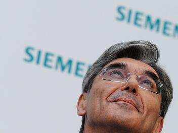 Siemens-Chef Joe Kaeser ist Opfer einer Morddrohung geworden. Nun hat sich er Manager selbst zu Wort gemeldet. Foto: Tobias Hase/dpa