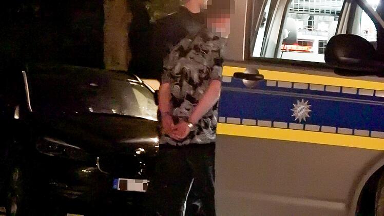 Streit vor Spielothek in Burgebrach bei Bamberg: 18-J&auml;hriger lebensgef&auml;hrlich verletzt