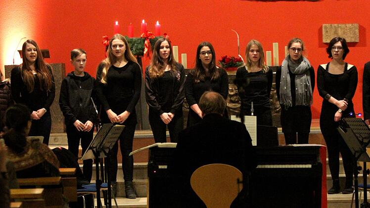 Der Jugendchor präsentierte sich mit eindrucksvollen Liedern.Günther Geiling