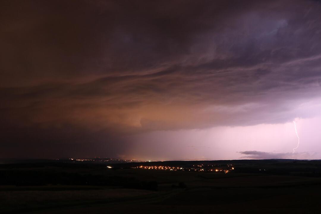 Unwetter über dem Kreis Bamberg: Starkregen führt zu Überschwemmungen