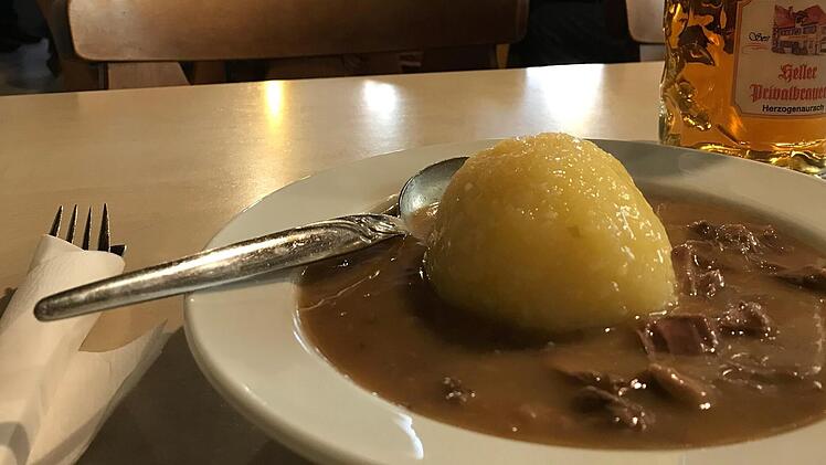 Ohne Rehragout kann es keine echte Martini-Kerwa gewesen sein.