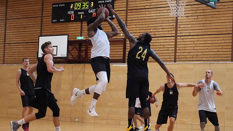 Szene aus dem Trainingspiel der Bayreuther. Foto: Florian Kirchner