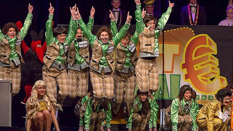 Showtanz der "Besenbinder", KV Röttenbach Foto: Albert Höchstädter