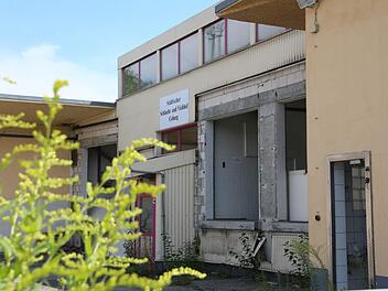 Der Schlachthof steht seit 2013 leer und ist inzwischen ausgeweidet. Foto: Simone Bastian