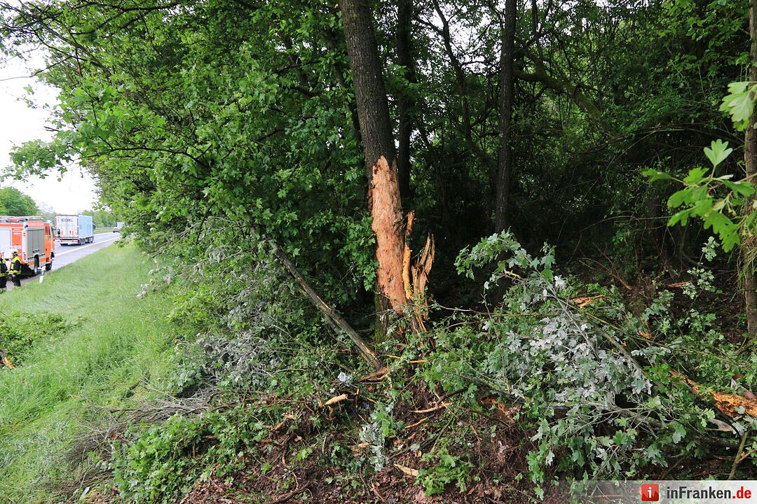 Schwerer Unfall auf A3 zwischen Geiselwind und Schlüsselfeld