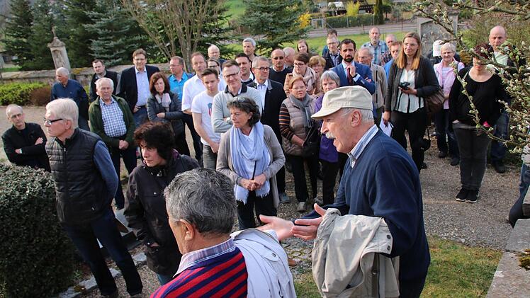 Eindrücke vom Stadt-Spaziergang durch Arnshausen. Foto: Ralf Ruppert