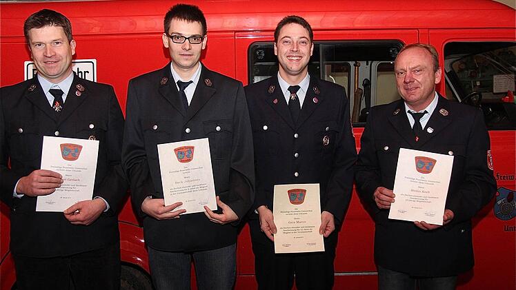 Für die Vorstandsarbeit wurden Andreas Heilmann, Johannes Beck, Marco Geis und Stefan Koch geehrt.