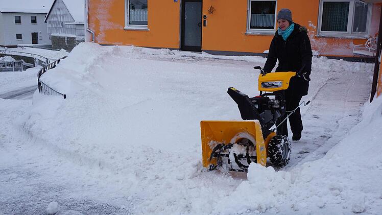 Reichlich Neuschnee in Oberweißenbrunn. Foto: Marion Eckert