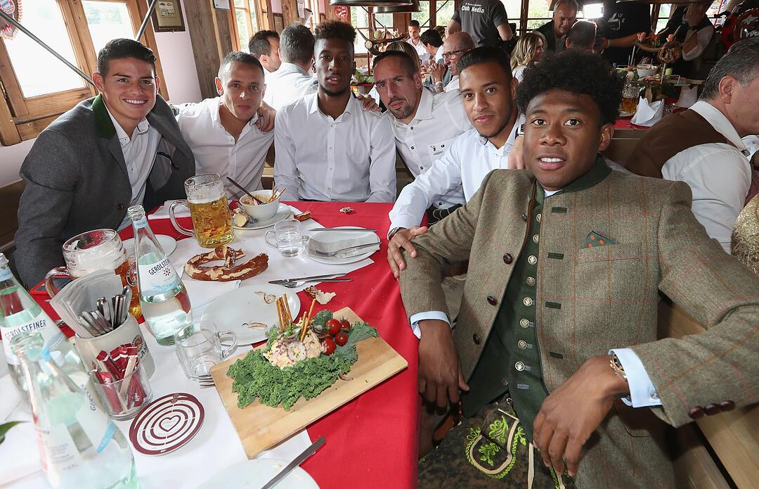 Oktoberfest - FC Bayern auf der Wiesn