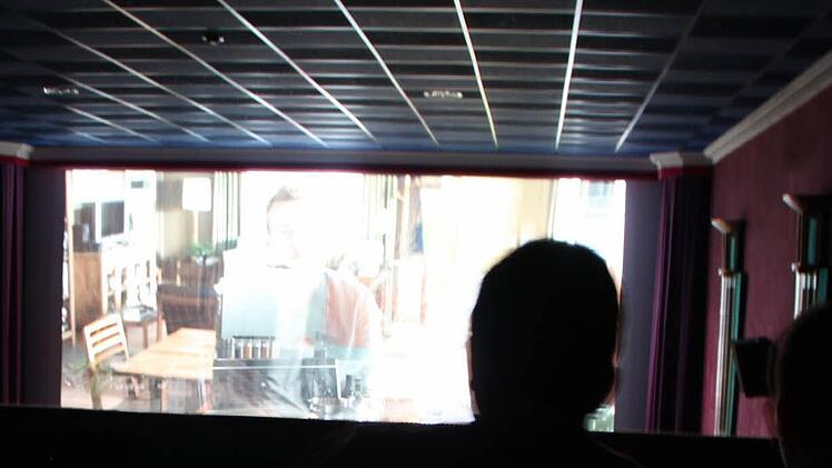 Der Kinosaal der Rhönlichtspiele könnte voller sein. Fotos: Ulrike Müller