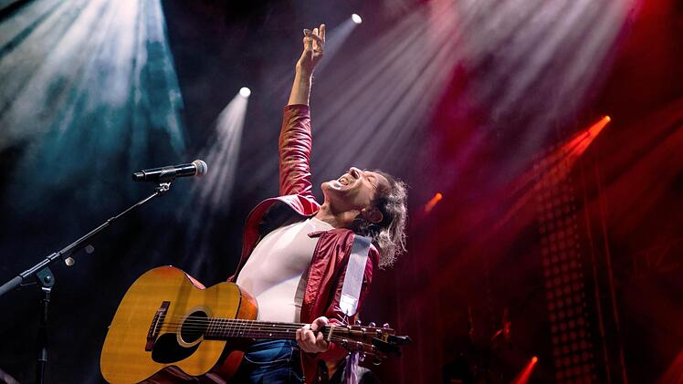 It never rains in Southern California", "The air that I breathe" oder "One moment in time" sind Songs, mit denen Albert Hammond Musikgeschichte geschrieben hat.  Foto:  Andreas Weihs