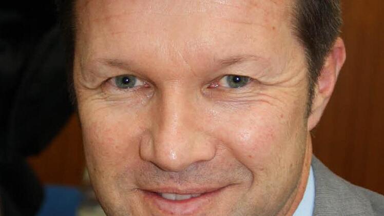 "Die Treffen waren alle sehr fruchtbar und konstruktiv", fasste Betram Odoj seinen Eindruck von den Beratungen zusammen. Odoj ist der Koordinator des Projektes Bildungsregionen an der Regierung von Unterfranken. Die Ehrenamtlichen hätten tausende von Stunden in die Konzepte investiert, bedankte sich Odoj und bescheinigte dem Landkreis in Sachen Bildung "den Willen und den Wunsch, hier etwas zu machen".