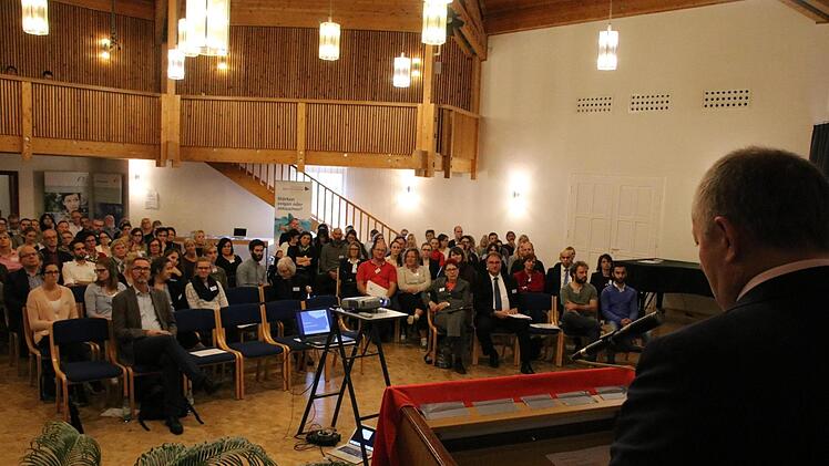 Eindrücke von der ersten Bildungskonferenz in der Hammelburger Musikakademie. Foto: Ralf Ruppert