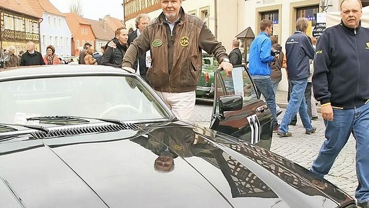 Weite Anreise: Axel Dyhr kam mit seinem Jaguar aus Bremen.  Fotos: amo
