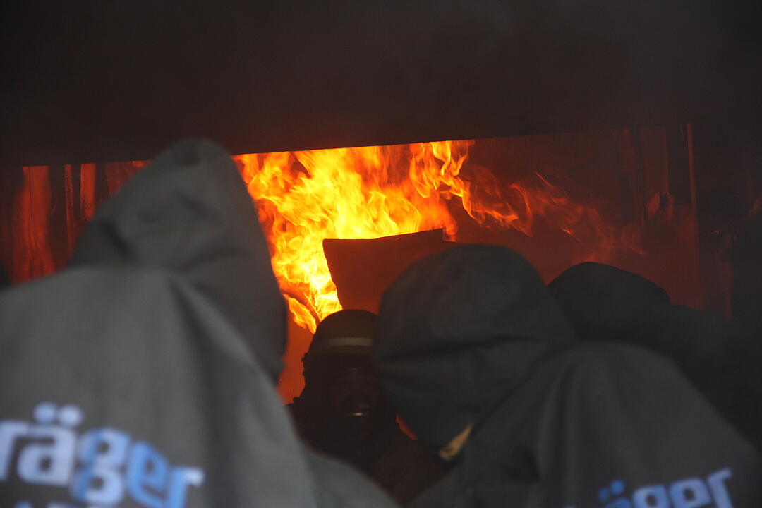 FEuerwehr-Brandcontainer
