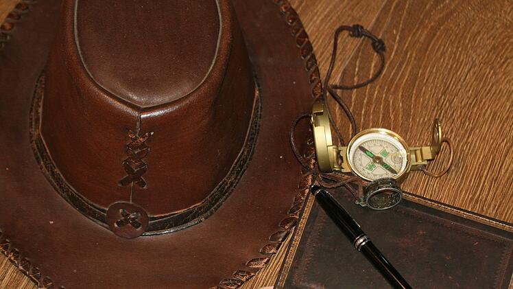 Die komplette Indiana-Jones-Reihe auf Blu-Ray für nur 18,96 Euro. Bild: Pixabay/ josuemei72