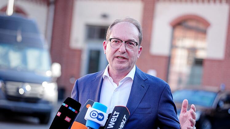 Bundesinnenminister Alexander Dobrindt (CSU)