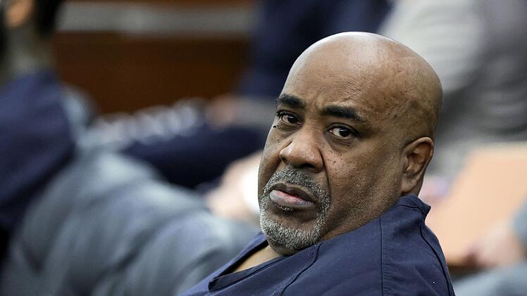 Der fr&uuml;here Gang-Anf&uuml;hrer Duane Davis (Bild) ist zu 40 Jahren Haft verurteilt worden. Ihm wird vorgeworfen, der Drahtzieher hinter dem Mord an Tupac Shakur zu sein.