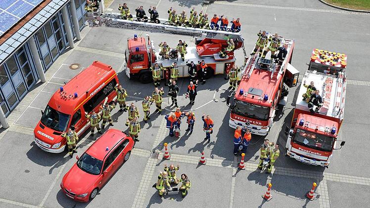 Den 66 aktiven Mitgliedern stehen sieben hochmoderne Fahrzeuge mit ausgeklügelter 1A-Technik zur Verfügung. Foto: Feuerwehr Ebersdorf