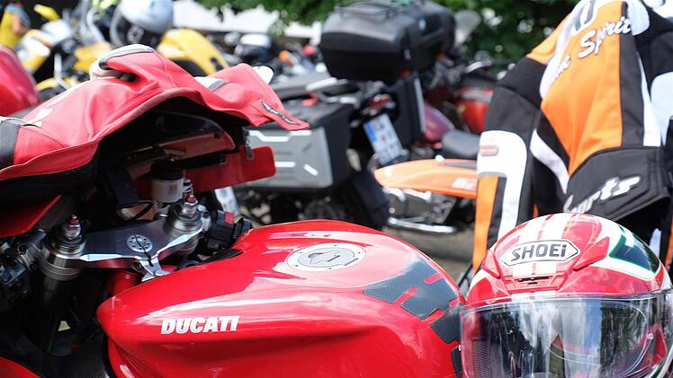 Feuerrote Ducati. Foto: Gerd Schaar