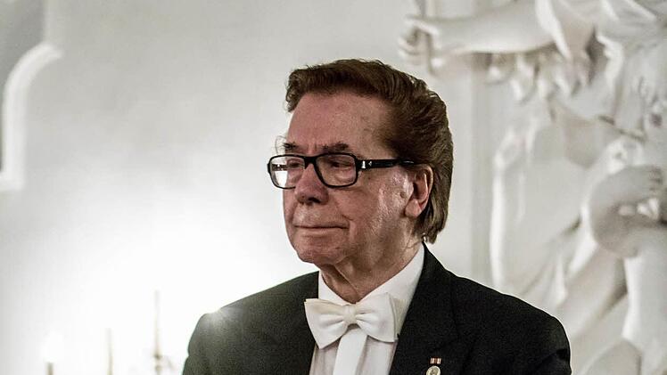 Hans-Dieter Bauer gestaltete einen Schumann-Abend im Kaisersaal von Kloster Banz. Foto: Jochen Berger