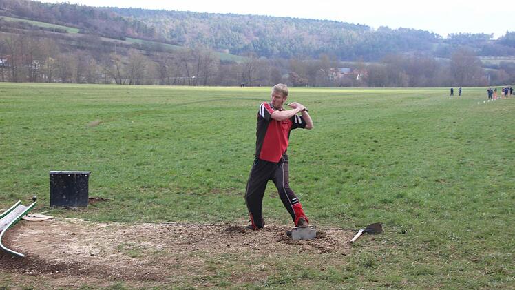 Hornussertraining in Münnerstadt. Foto: Heike Beudert