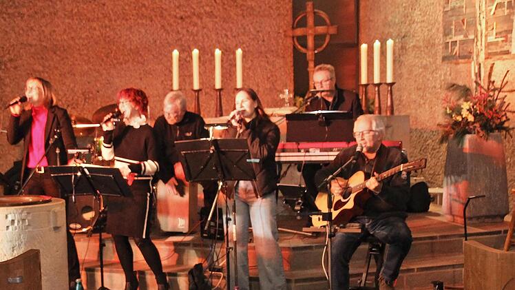 Unser Bild entstand bei einem Konzert der Musikgruppe Jericho in der St. Michaelskirche in Hammelburg im vergangenen Jahr.