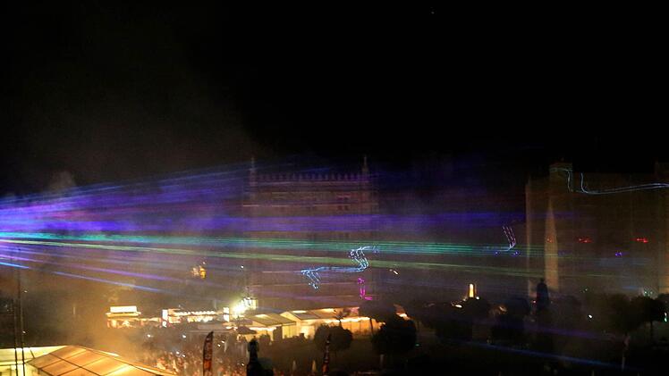 Lasershow beim Coburger SchlossplatzfestFoto: Timo Geldner