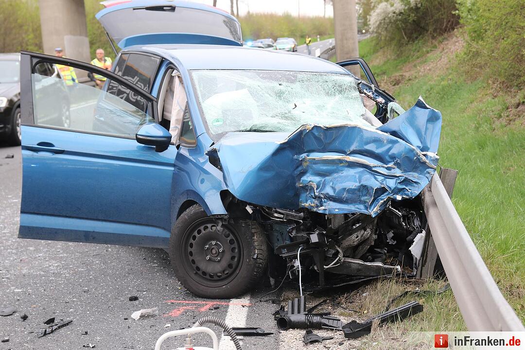 Tödlicher Unfall auf der B303 bei Ebersdorf