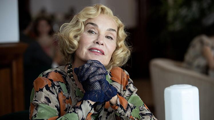 "Marlowe" ist bis in die Nebenrollen prominent besetzt. Unter anderem stand für den Krimi auch Jessica Lange (Bild) vor der Kamera, die einen ehemaligen Filmstar verkörpert.