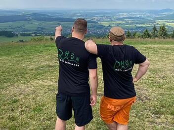 Als "Rhönbotschafter" wollen Matthias Grief und Ralf Sauer ihre Begeisterung für die Heimat mit anderen teilen. Foto: Rhönbotschafter/Martin Dworschak