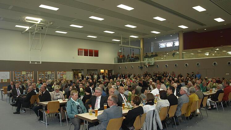 Einweihung der Wilhelm-Hegler-Halle. Foto: Stefan Geiger